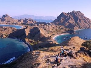 Pesona Pulau Padar yang Mendunia Pesona Pulau Padar yang Mendunia