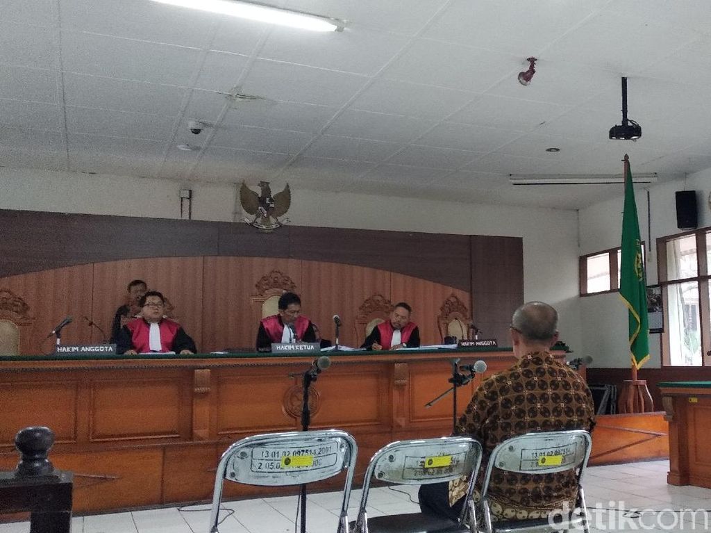 Abubakar Bandingkan Kasusnya dengan Kepala Daerah Lain Abubakar Bandingkan Kasusnya dengan Kepala Daerah Lain