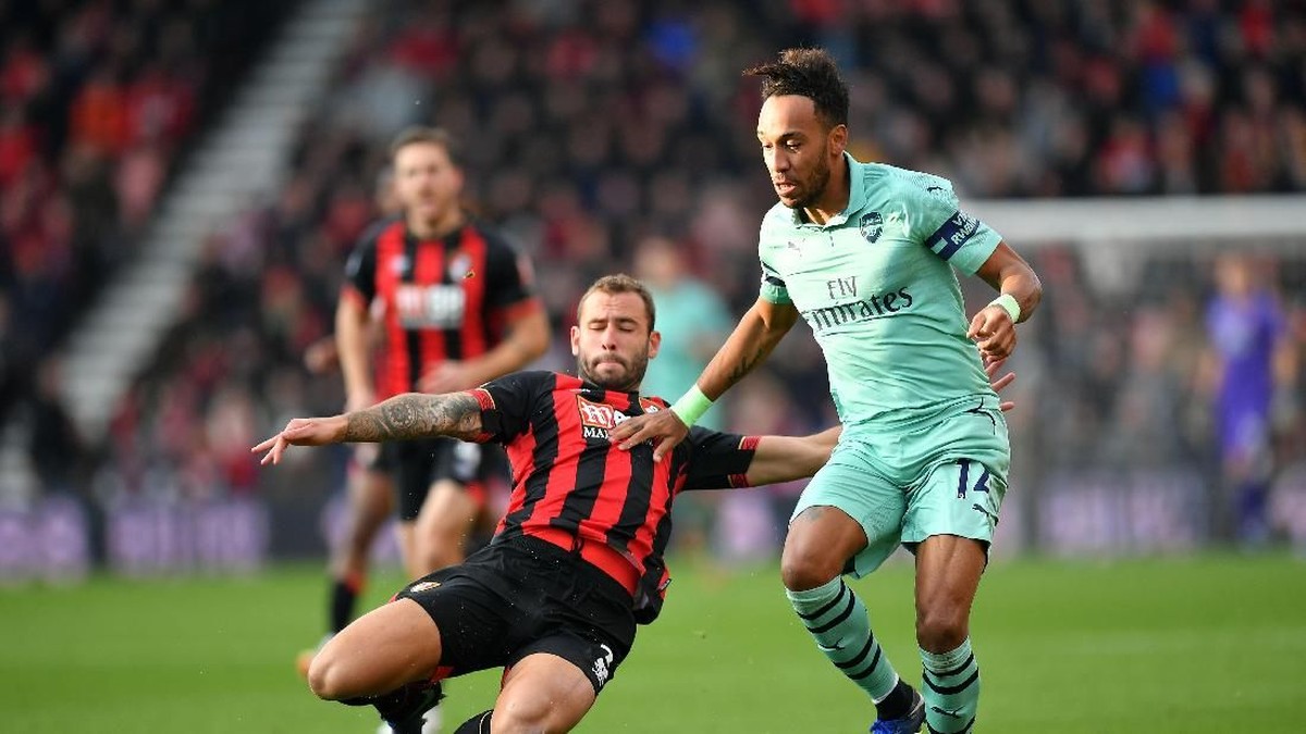 Arsenal menang atas Bournemouth dengan pola tiga bek. (Foto: Dan Mullan/Getty Images)
