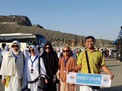 Finalis Sunsilk Hijab Hunt 2018 Diajak Umrah Bareng Kiai Kondang