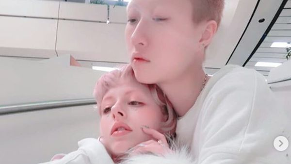 Kemesraan Putri Jackie Chan dan Istrinya