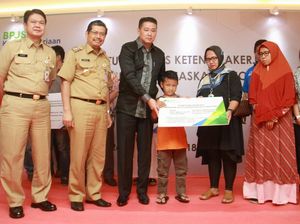 Ahli Waris Korban Pesawat Lion Air Terima Santunan BPJS TK