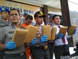 Pengedar Narkoba Bekasi Manfaatkan Santri Karawang Jual Ganja