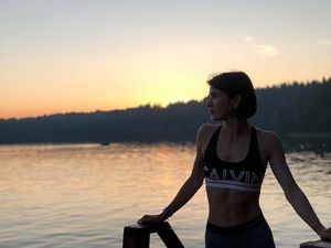 Foto: Liburannya Oksana Voevodina, Stuntgirl Cantik Rusia