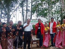 Datangi Desa Pemahat Borobudur, Hasto Ingat Visi Budaya Sukarno