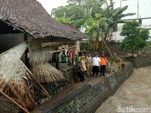 Banjir Terjang 3 Desa di Banyuwangi, Bupati Anas: Ayo Kerja Maksimal
