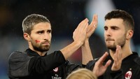 Jika diterjemahkan, Un Rosso Alla Violenza berarti Kartu Merah untuk Kekerasan. Menggandeng Lega Serie A, kampanye ini berharap membangkitkan kesadaran bahwa kekerasan merupakan pelanggaran berat. Foto: Paolo Bruno/Getty Images