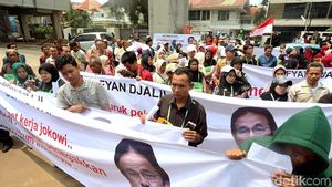 Imbas Pencaplokan Lahan, Massa Geruduk Kantor BPN