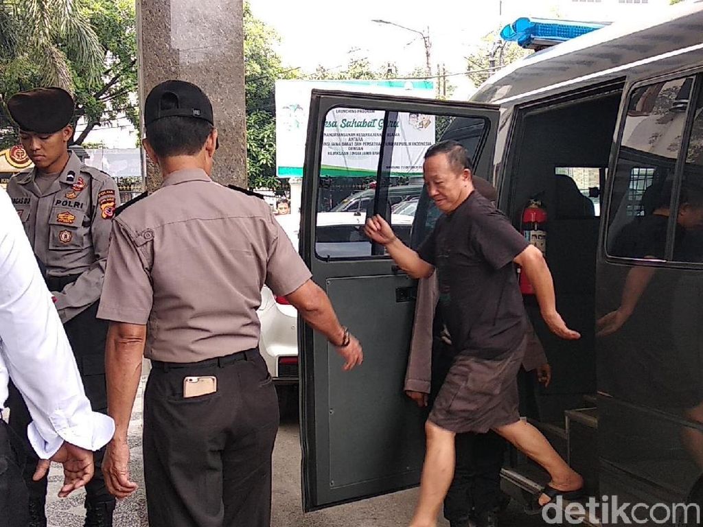 Kasus Dugaan Korupsi Sekda Tasikmalaya Segera Disidang Kasus Dugaan Korupsi Sekda Tasikmalaya Segera Disidang