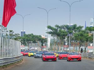 Brumm, Ferrari Buat Sesak BSD Tangerang Brumm, Ferrari Buat Sesak BSD Tangerang