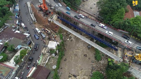 Kurangi Macet dari Arah Jakarta, Jalur Puncak Dilebarkan