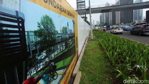 JPO Bundaran Senayan Direvitalisasi