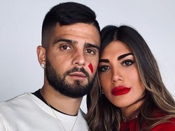 Bersama-sama melawan dan memberi kartu merah untuk kekerasan terhadan perempuan, demikian bunyi seruan penyerang Napoli, Lorenzo Insigne. Foto: Instagram @lorinsigneofficial