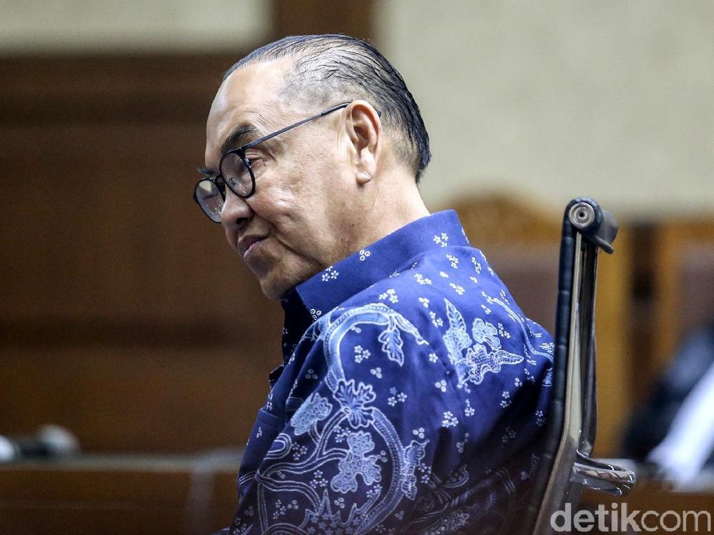 Kasus Suap PLTU Riau-1, Pengusaha Kotjo Divonis 2 Tahun 8 Bulan Bui Kasus Suap PLTU Riau-1, Pengusaha Kotjo Divonis 2 Tahun 8 Bulan Bui