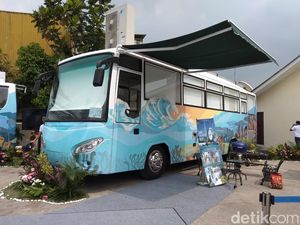 Rogoh Rp 300 Juta, Damri Sulap Bus Jadi Hotel Rogoh Rp 300 Juta, Damri Sulap Bus Jadi Hotel