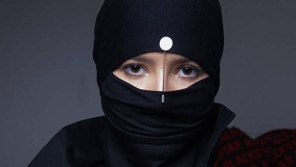 Foto: Ketika Rusia Rilis Koleksi Busana Muslim Bercadar