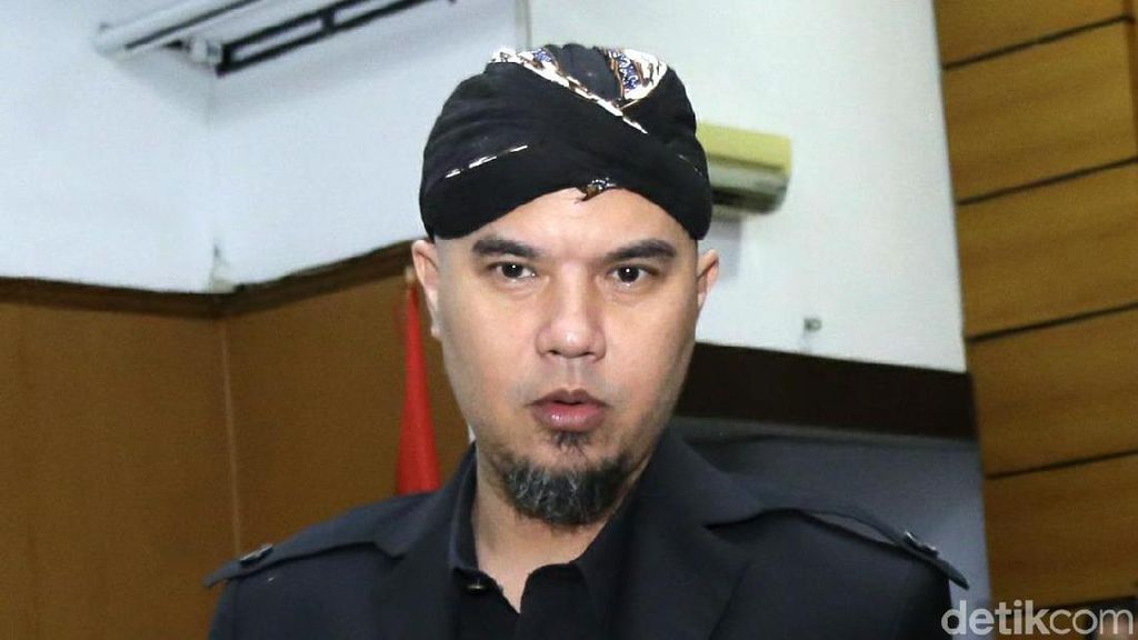 Sidang Ahmad Dhani, Dituntut Dua Tahun dan Bohemian Rhapsody Sidang Ahmad Dhani, Dituntut Dua Tahun dan Bohemian Rhapsody