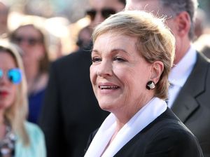 Ada Julie Andrews di Aquaman, Sebagai Siapa?