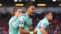 Skor 2-1 bertahan sampai laga usai. Arsenal pun merangkai laju tanpa kekalahan di 17 pertandingan beruntun, 13 di antaranya dimenangi. (Foto: Dan Mullan/Getty Images)