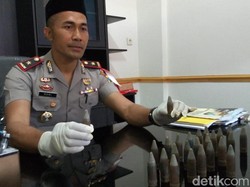 Puluhan Peluru Karatan Ditemukan di Bawah Gerobak, Punya Siapa?