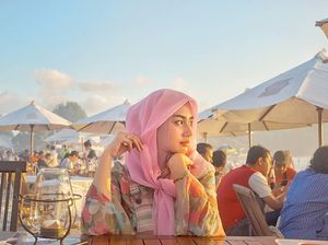 Cantiknya Novita Hardani, Istri Gus Ipin yang Doyan Hotpot Cantiknya Novita Hardani, Istri Gus Ipin yang Doyan Hotpot
