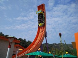 Liburan Akhir Tahun, Asyiknya ke Hong Kong Disneyland