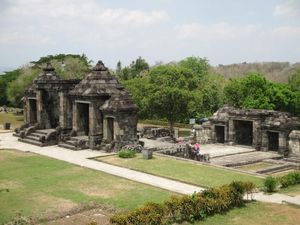 Selain Menanti Sunset, Coba 3 Pengalaman Seru Ini di Candi Ratu Boko Selain Menanti Sunset, Coba 3 Pengalaman Seru Ini di Candi Ratu Boko