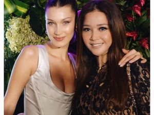 Maia Estianty dan Bella Hadid Akrab, Kompak Pakai Makeup Nuansa Nude Maia Estianty dan Bella Hadid Akrab, Kompak Pakai Makeup Nuansa Nude