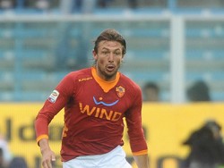 Gabriel Heinze berseragam Madrid pada 2007-2009. Dia lantas semusim bersama Roma, yakni pada 2011/2012.