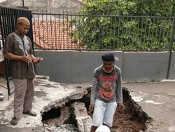 Pemilik Tak Masalah Rumah Longsor di Kalisari Pasar Rebo Dibongkar