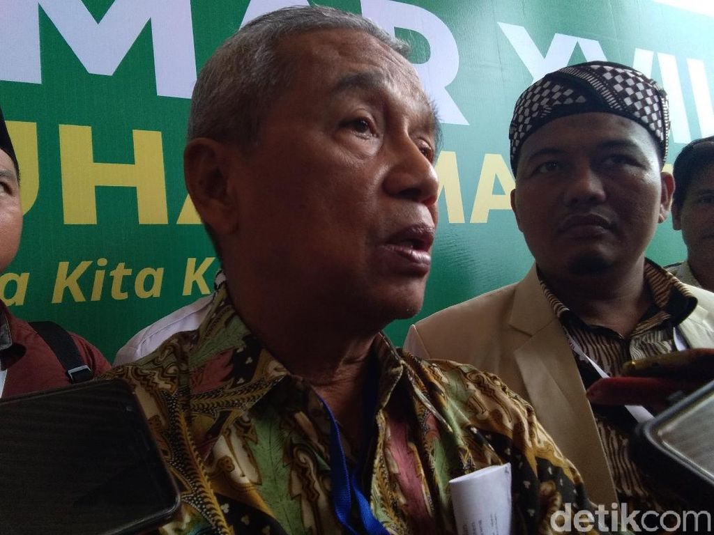 Eks Ketua KPK Menilai Polisi Terlalu Ngotot Memeriksa Dana Kemah Eks Ketua KPK Menilai Polisi Terlalu Ngotot Memeriksa Dana Kemah