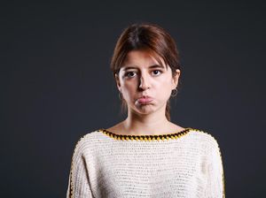 8 Gerakan Senam Wajah untuk Pipi Tirus Seperti Diidamkan Via Vallen 8 Gerakan Senam Wajah untuk Pipi Tirus Seperti Diidamkan Via Vallen
