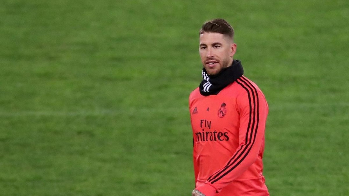 Santiago Solari membela Sergio Ramos dari tuduhan doping (Foto: REUTERS/Tony Gentile)