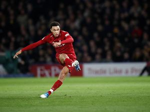 Tak Cuma MU, Liverpool Juga Krisis Pemain Belakang