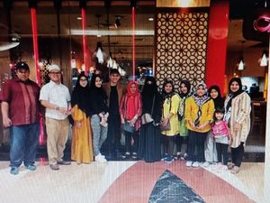 Tulis Family di Ucapan Ultah Umi Pipik, Egy Maulana Direstui Jadi Mantu?