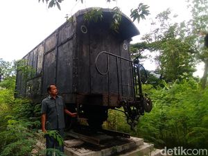 Melihat Replika Gerbong Maut di Surabaya yang Terbengkalai
