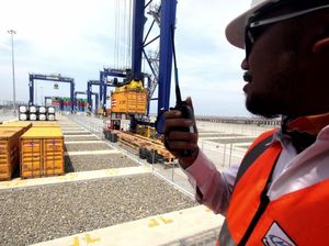 Pelabuhan Kuala Tanjung Siap Diresmikan Jokowi