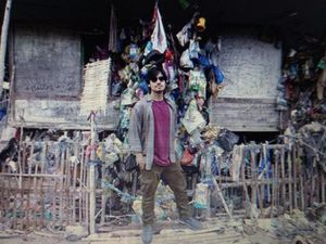 Chicco Jerikho Merasa Ditampar Lihat Rumah Berhias Sampah dari Laut