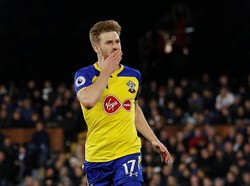 Stuart Armstrong, winger muda Southampton ini bikin dua gol ke gawang Fuham tapi timnya kalah 2-3. (Peter Nicholls/Reuters)