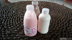 Foto: Belanja Oleh-oleh Keju dan Susu Asli Boyolali