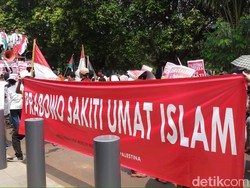 Protes Komentar Prabowo Subianto, Massa Demo di Kedubes Australia