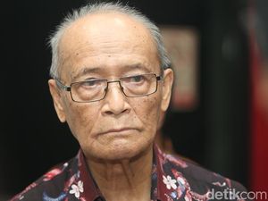 Tonton Blak blakan Buya Syafii: Meluruskan Kiblat Bangsa Tonton Blak blakan Buya Syafii: Meluruskan Kiblat Bangsa