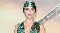 Gaya Amber Heard Sang Ratu Laut