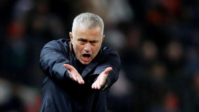 Jose Mourinho menginginkan pemain baru di Januari. (Foto: Reuters) Jose Mourinho menginginkan pemain baru di Januari. (Foto: Reuters)