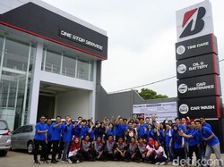 Ban Mobil Pilihan Eko Yuli