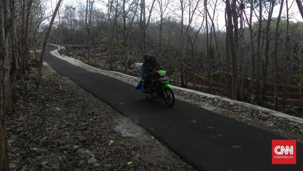 Mencari Pantai Wohkudu