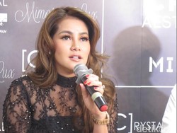 Dijadwalkan Diperiksa Polda Jatim Hari Ini, Olla Ramlan Mangkir?