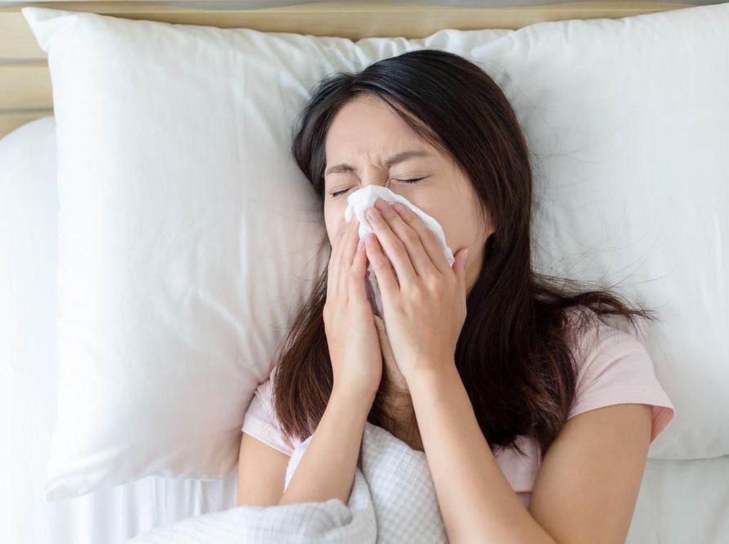 Pilek dan Flu Sudah Sembuh, Tapi Kok Masih Terus-terusan Batuk?