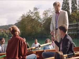 Paket Kamar Hotel + Asisten Medsos agar Eksis Maksimal, Mau?