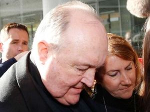 Pengacara Uskup Adelaide Sebut Tindakan Seks Bukan Pemerkosaan di 70an Pengacara Uskup Adelaide Sebut Tindakan Seks Bukan Pemerkosaan di 70an